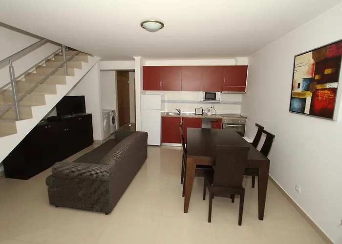 Costa & Isaias Aparthotel Angra do Heroismo