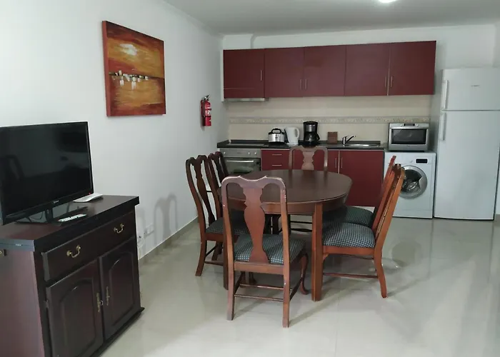 Costa & Isaias Aparthotel