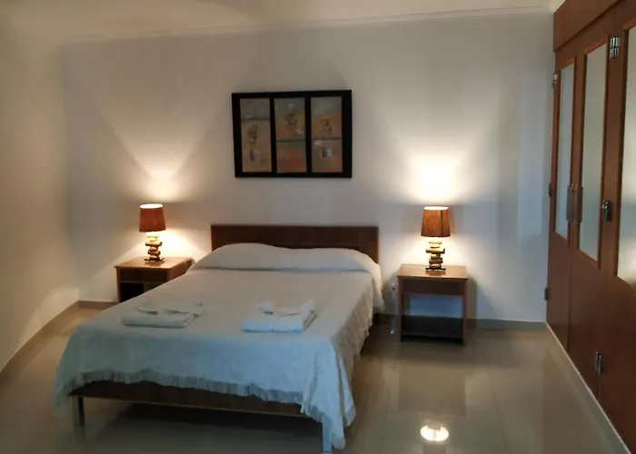 Costa & Isaias Aparthotel Angra do Heroismo