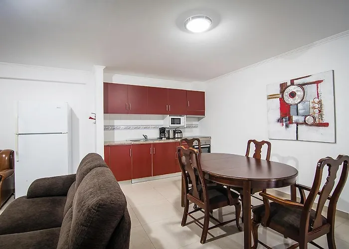 Costa & Isaias Aparthotel Angra do Heroismo